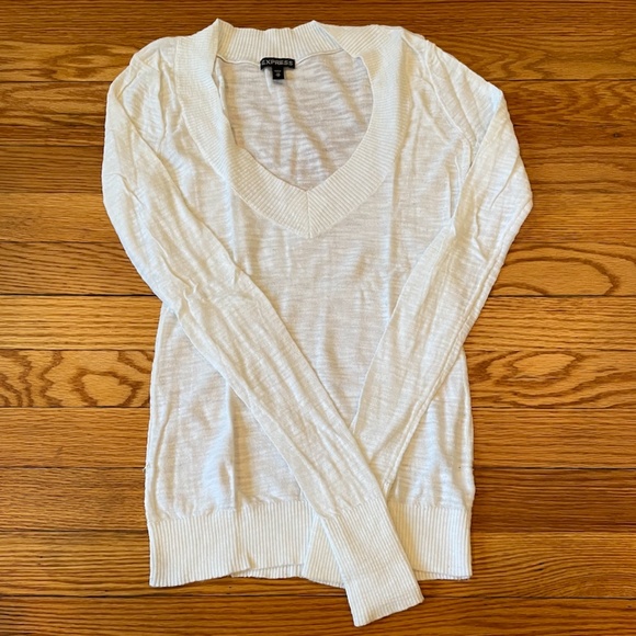 Sweater - Picture 1 of 3